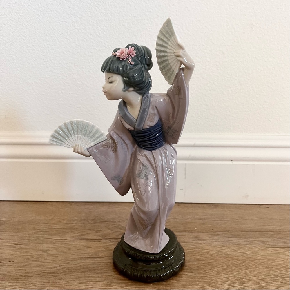 Lladro Figurine #4991 Madame Butterfly Geisha - Hand Made In Spain ‎ 11.5” H
